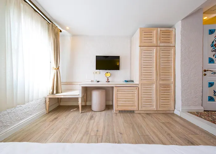 Sigacik Gardenya Buti̇k Otel